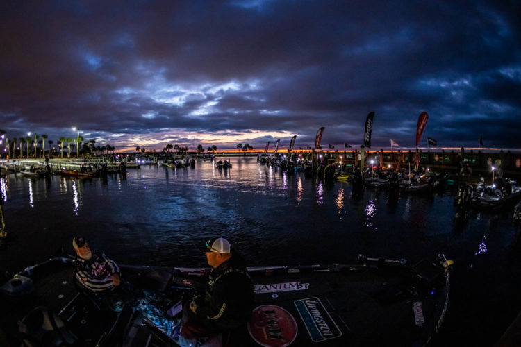 Image for GALLERY: Bass Pro Tour Stage One Shotgun Round 2 – Morning Launch