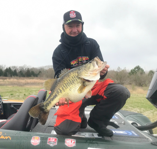 Klein Lands a Texas Monster: 13.79 pounds! - Major League Fishing