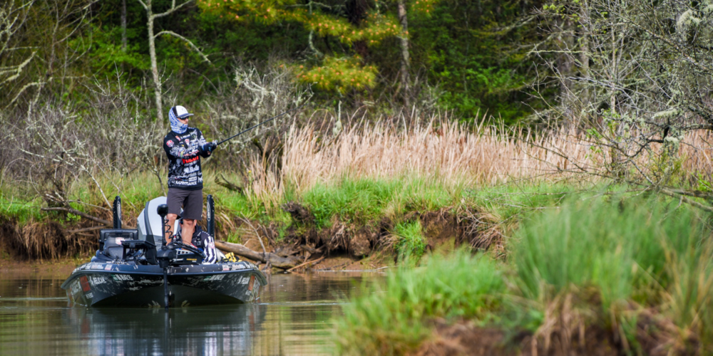 Image for Birge Breaks 100 Pounds, Heavy Hitters Advance to Knockout Round on Chickamauga