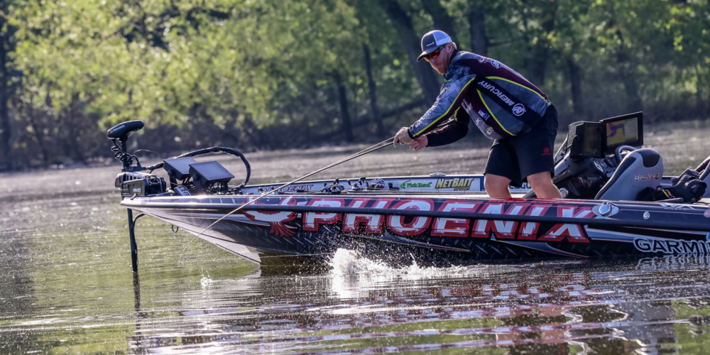 Image for Vinson Rings Up Two Records In Shotgun Round Win on Table Rock