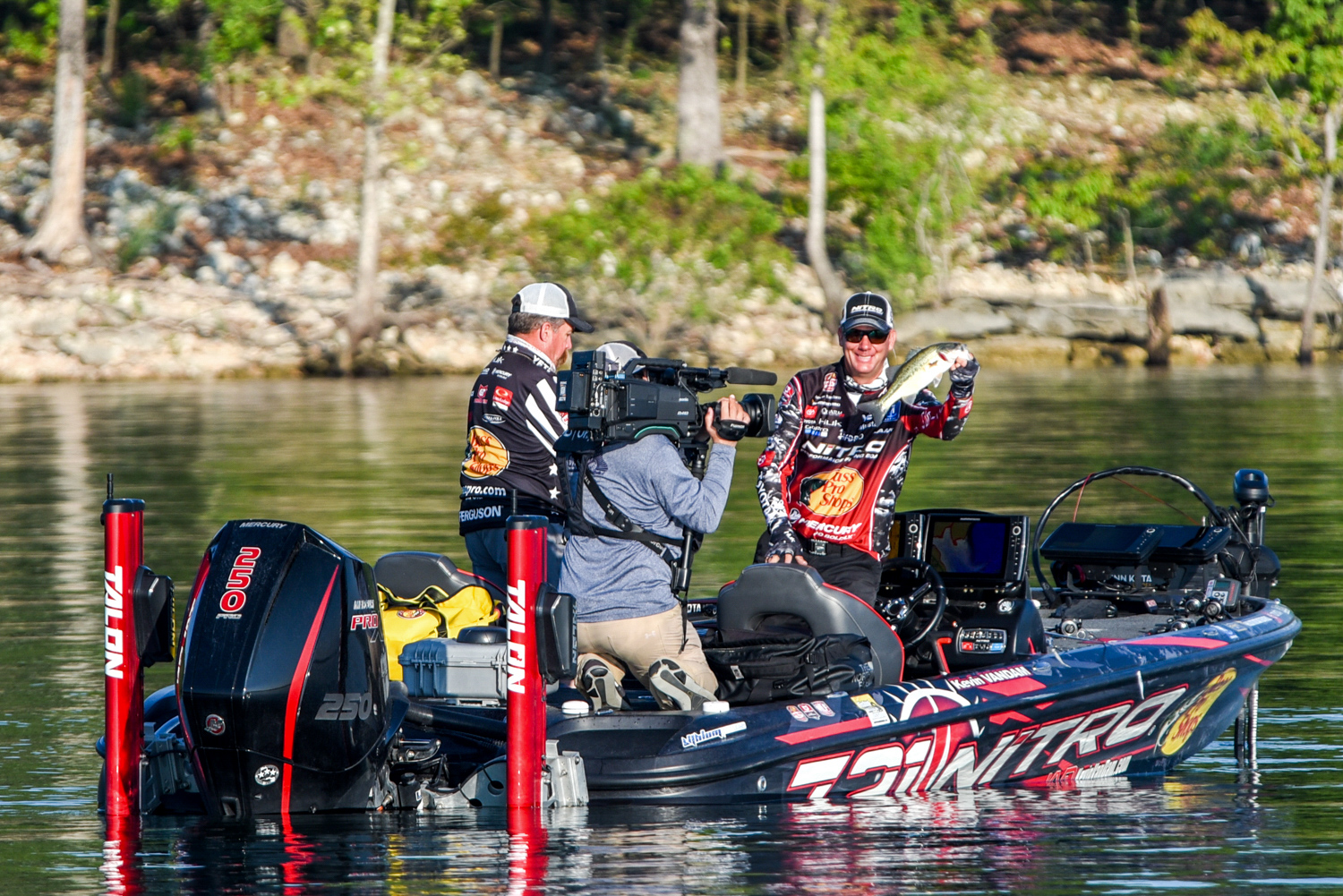 KEVIN VANDAM: Four Key Finesse Baits and Why I Use Them - Major