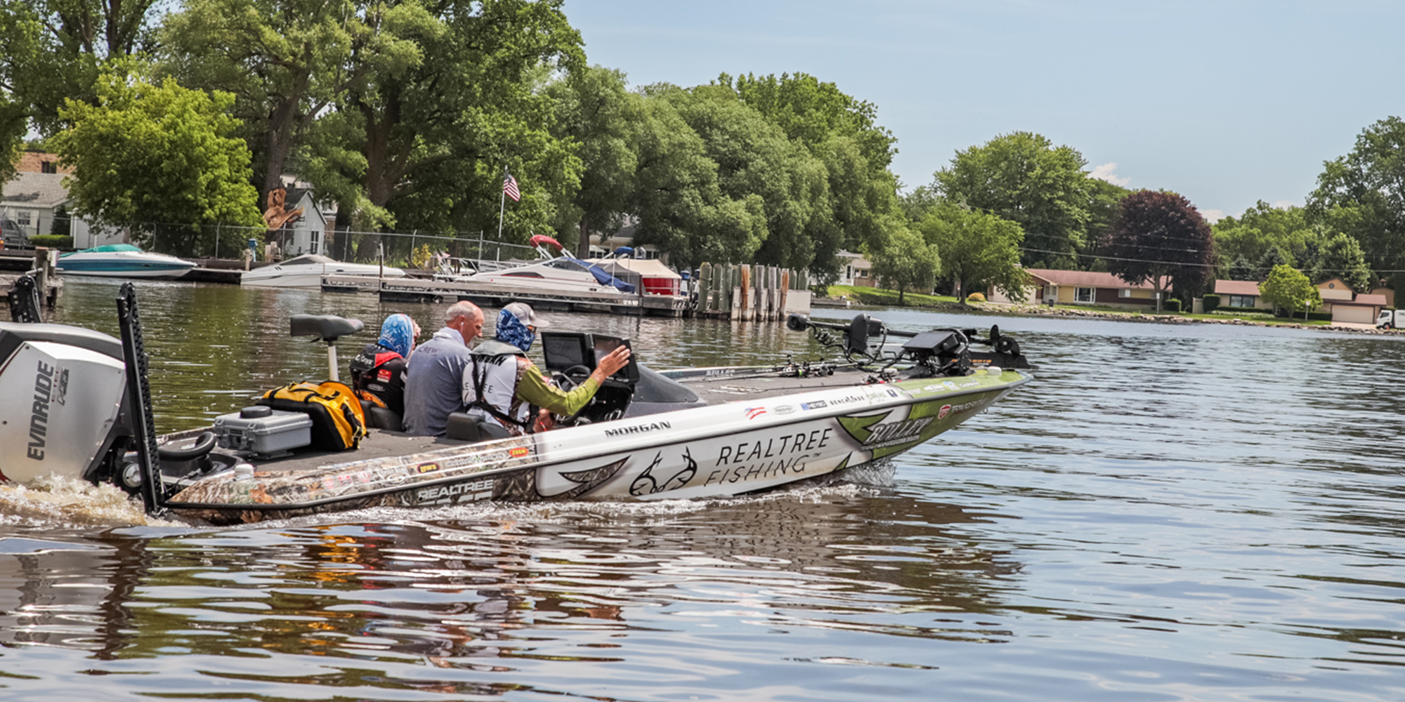 GALLERY: Winnebago From Above - Major League Fishing