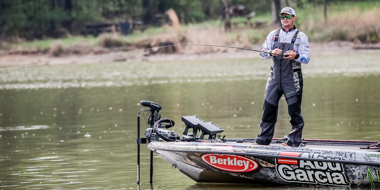 Atkins' Autumn Approach: Time to Spoon-Feed Fall Bass - Major