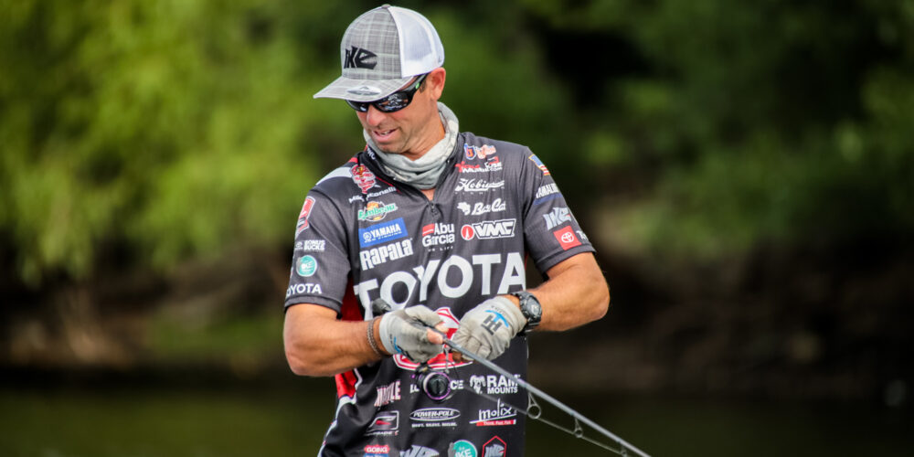 Image for MIKE IACONELLI: The Bait Chaser Rig Will Put More Fish in Your Boat!