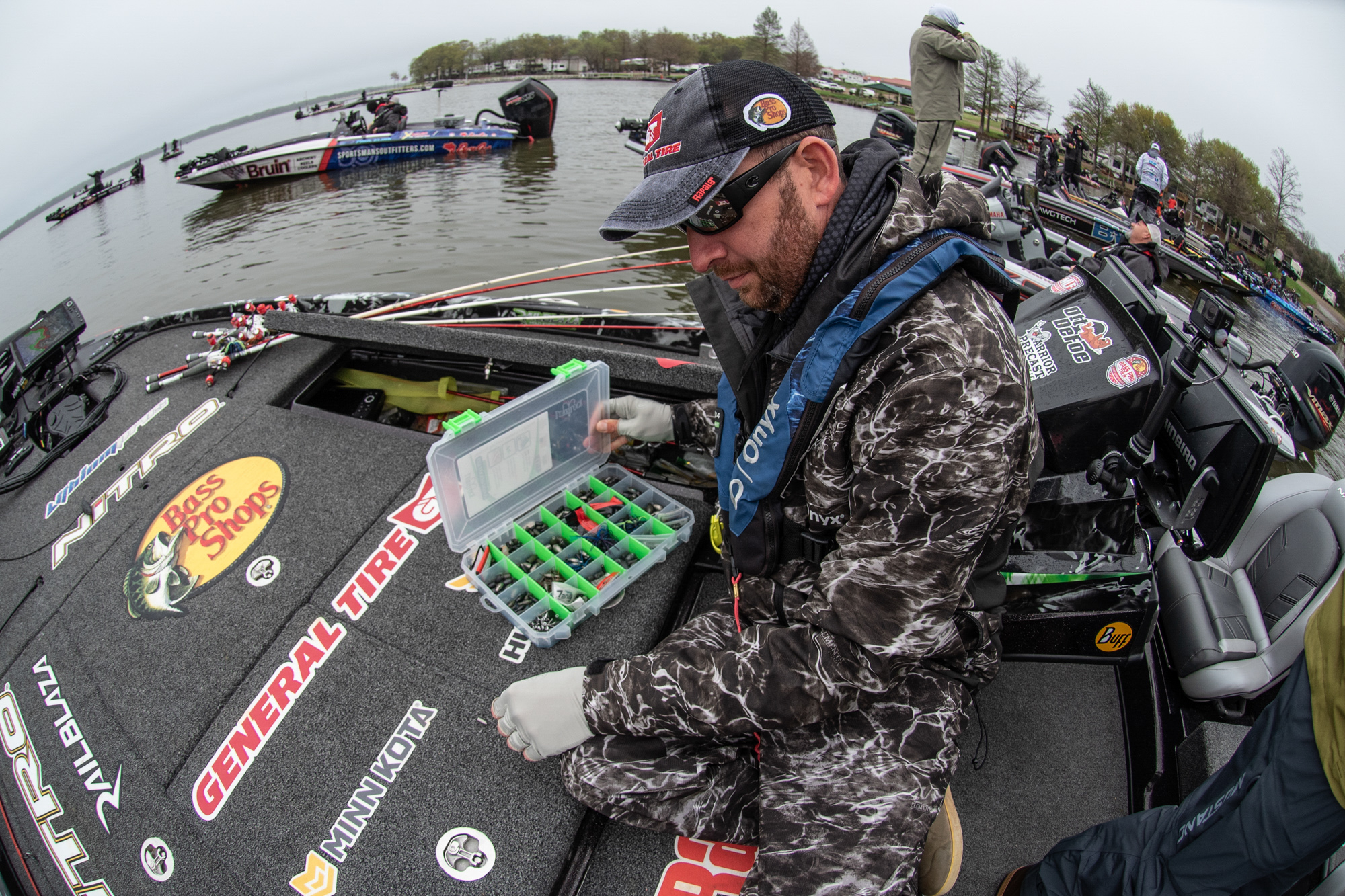 GALLERY: On the Boat with Ott DeFoe - Major League Fishing