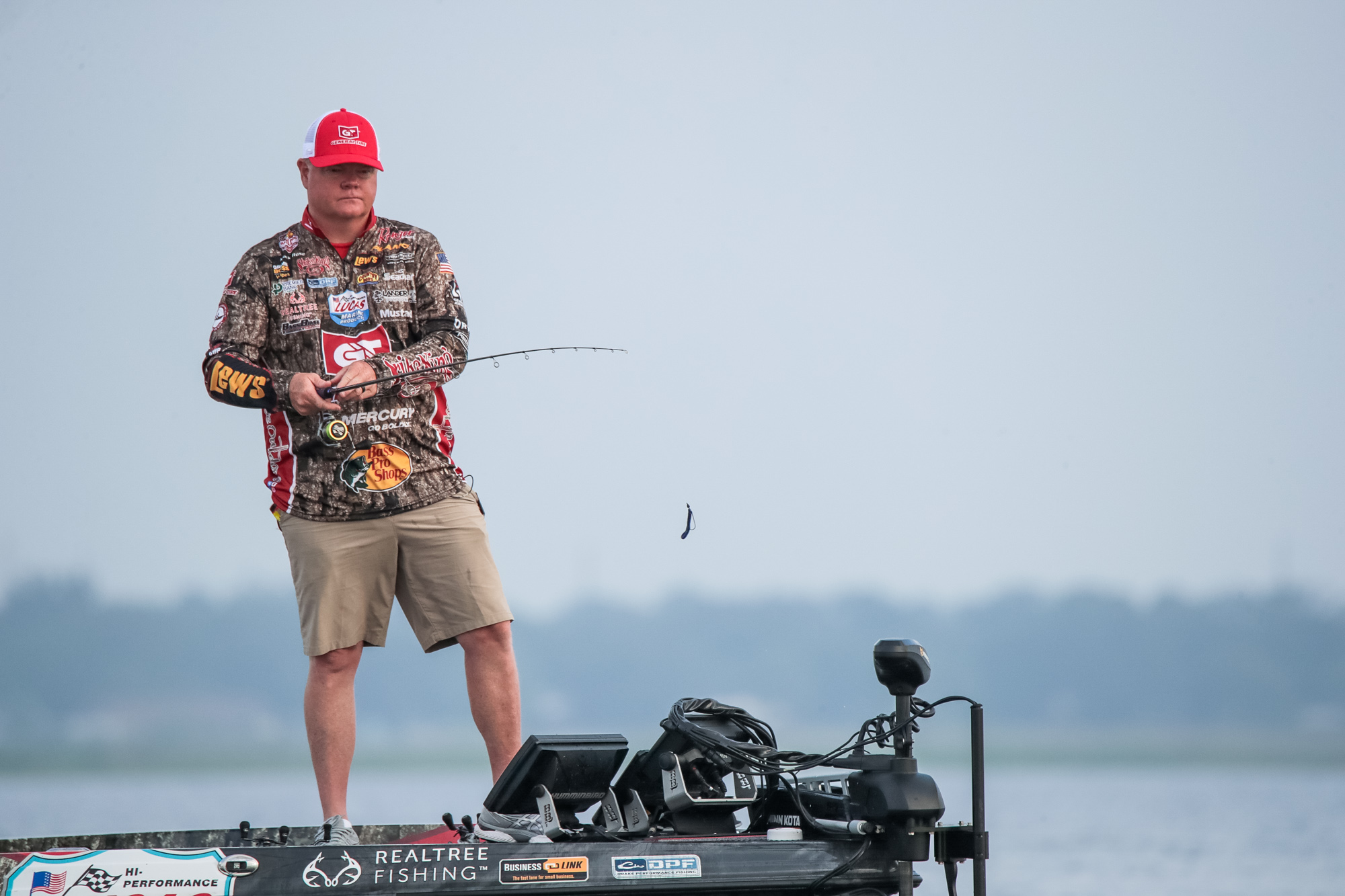 Reese Rises to Top in Kissimmee, Rose Lands Biggest Bass of Day 2 - Major  League Fishing