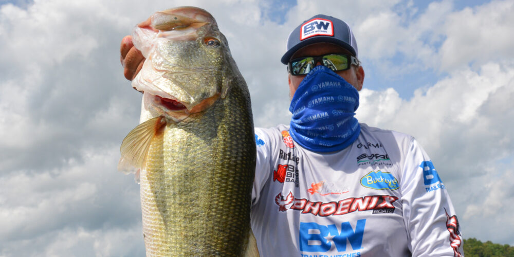 Image for In Pursuit of Wheeler on Day 2 at FLW Pro Circuit Super Tournament on Lake Chickamauga