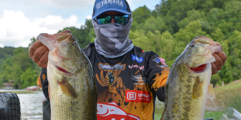 Image for Day 3 at FLW Super Tournament Resets Playing Field on Lake Chickamauga