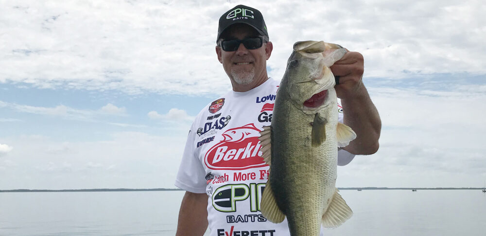 LIVE BLOG: Birge Holds Big Lead, Battle is on for Top 20 Spot - Major  League Fishing