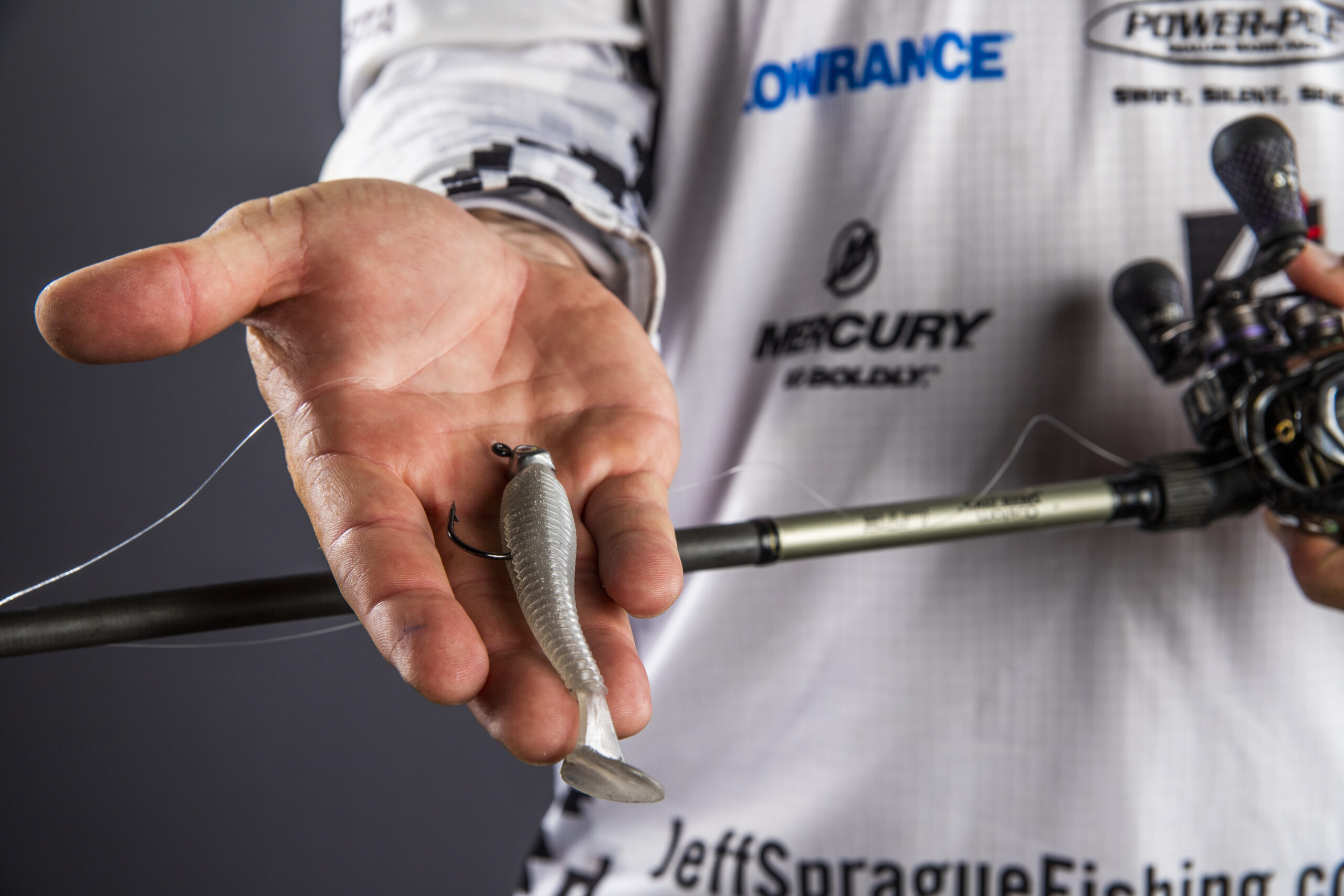 1 Bait, 5 Reasons: Sprague Swoons Over Strike King Rage Swimmer in Clear  Water - Major League Fishing