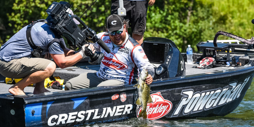 Image for John Cox Leads Day Two at Tackle Warehouse TITLE Presented by Toyota at Sturgeon Bay