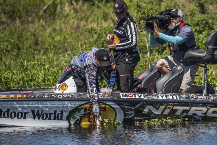 Major League Fishing” Dominates the Competition and Stands Alone Among Bass  Fishing Television Fans - Major League Fishing