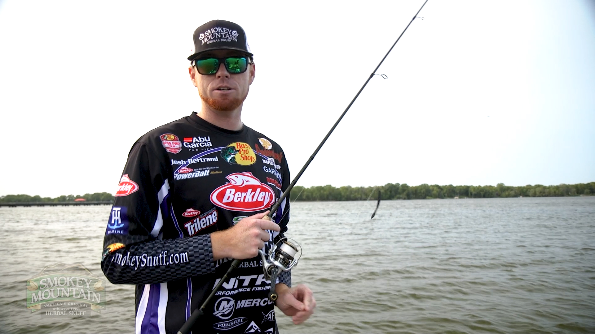 Josh Bertrand's Tips on Choosing the Right Drop-Shot Leader Length - Major  League Fishing