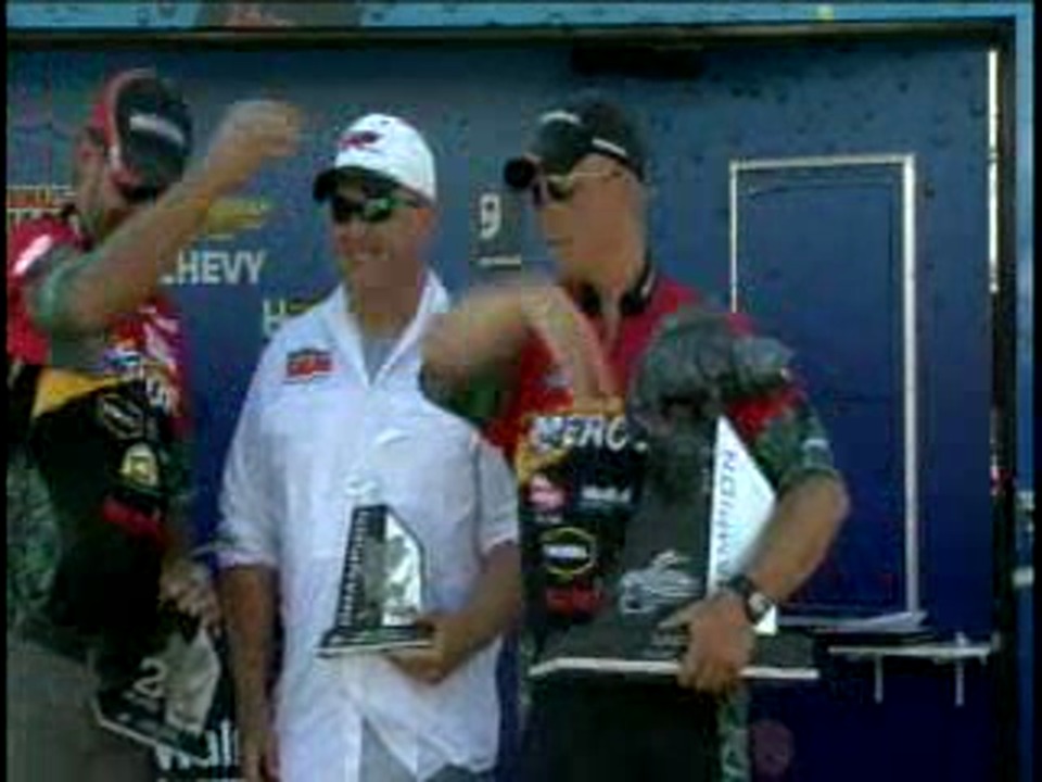 National Guard FLW Walleye Tour Lake Oahe Final Day WeighIn Major