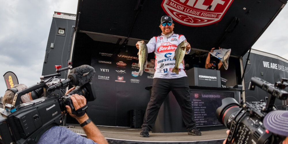 Image for Cox Expands Lead Heading into the Final Day on Smith Lake