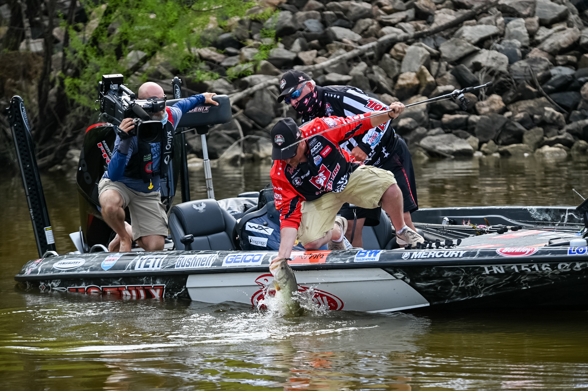 Bryan Thrift Leads Qualifying Group B at General Tire Heavy Hitters  Presented by Bass Pro Shops - Major League Fishing