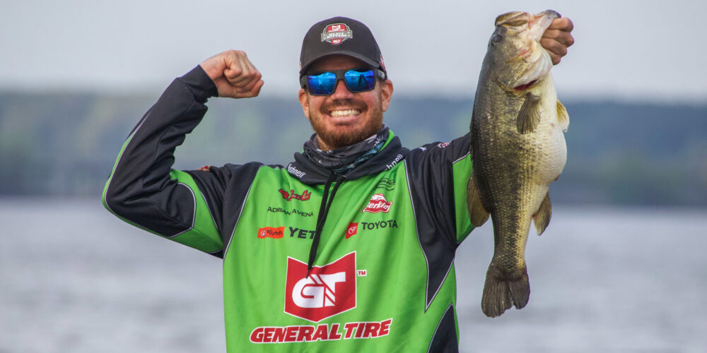 Image for Avena is on Big Ones Early at Heavy Hitters: His 8-9 is the Current Berkley Big Bass