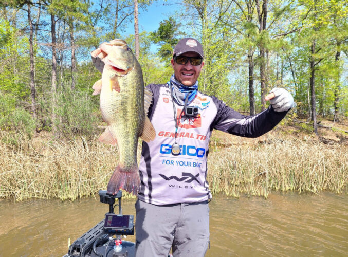 Image for Jacob Wheeler Catches 7½-Pound Largemouth to Earn $50K, Final 10 Set for Championship Round at General Tire Heavy Hitters Presented by Bass Pro Shops