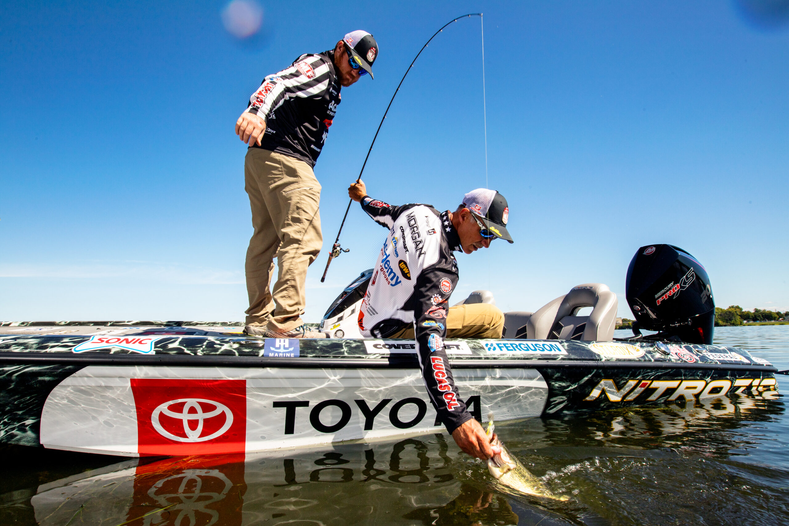 Wiley X Summit Cup Presented by B&W Trailer Hitches at Lake Murray