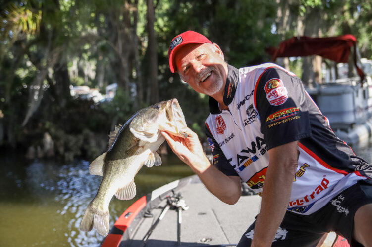 GALLERY: Stage Three Begins on the Harris Chain - Major League Fishing