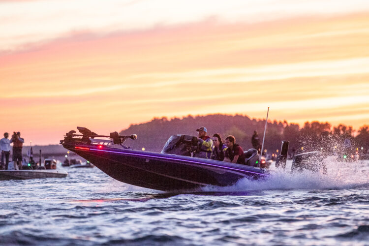 Image for GALLERY: High School Championships, Lake Hartwell, Day 2 Takeoff