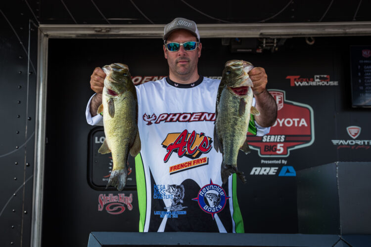 Top 5 Patterns from Lake Champlain – Day 1 - Major League Fishing