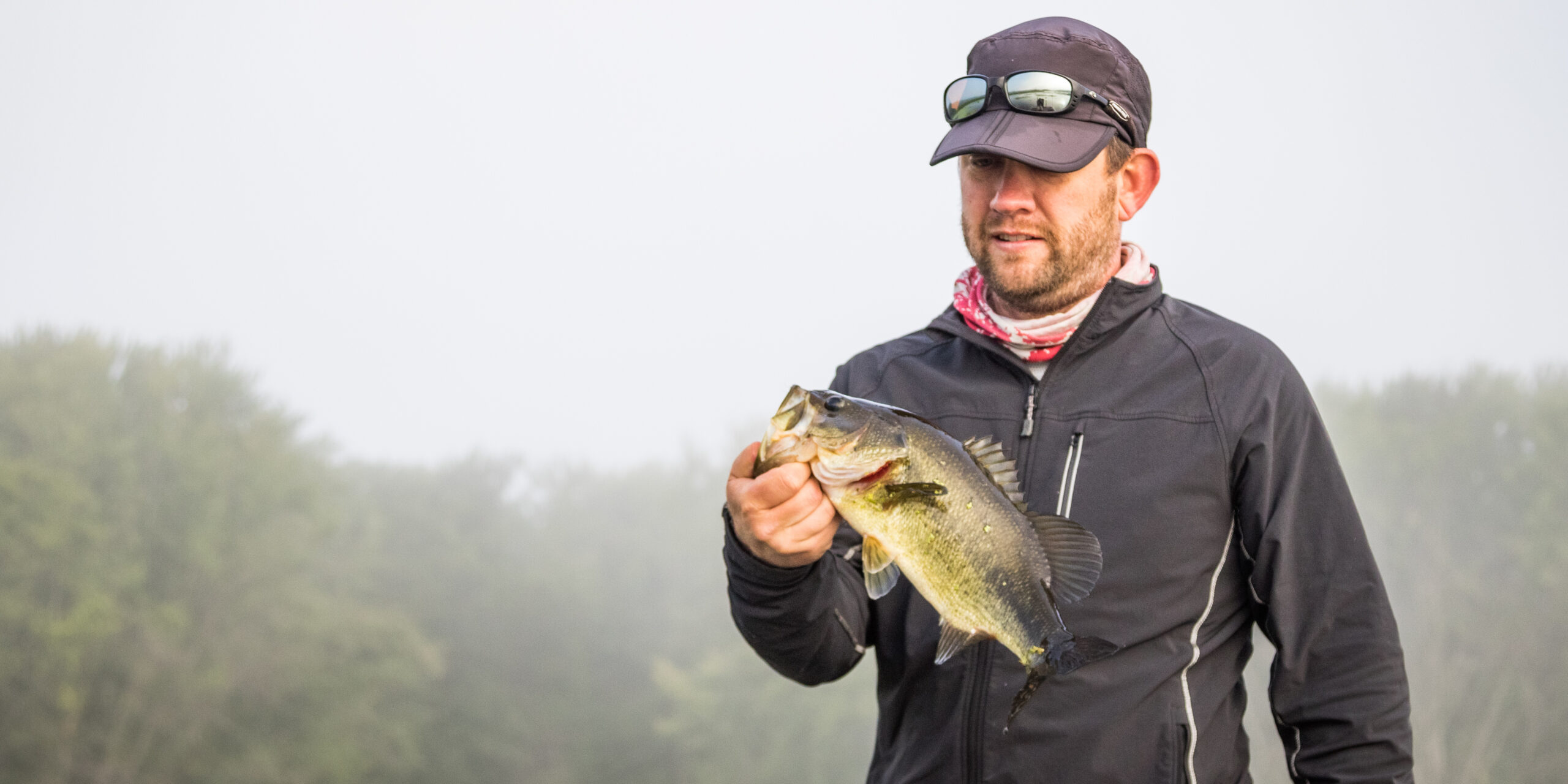 Scouting the Mississippi with Clabion Johns - Major League Fishing