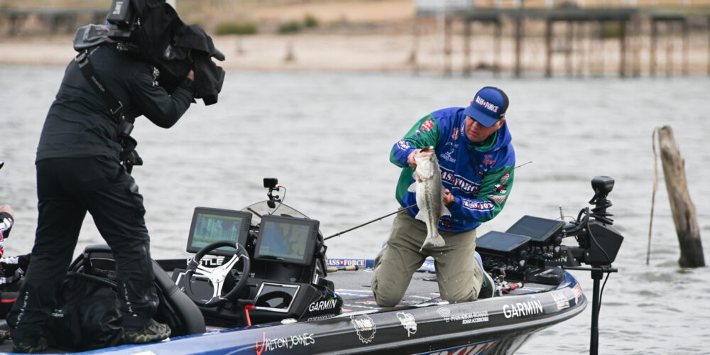 Image for Jones Locks Up First Automatic Big to Bass Pro Tour Championship Round