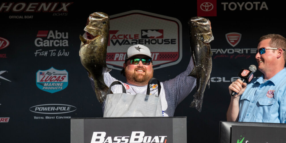 Image for Grant Galloway Grabs Early Lead at MLF Tackle Warehouse Pro Circuit Bass Boat Technologies Stop 2 on the Harris Chain of Lakes Presented by Frogg Toggs