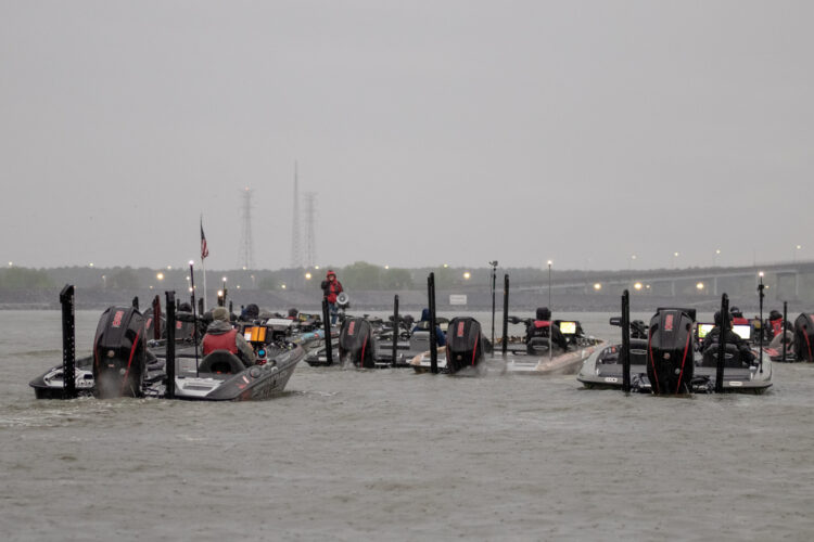Image for Stage is Set for Shallow Showdown on Pickwick