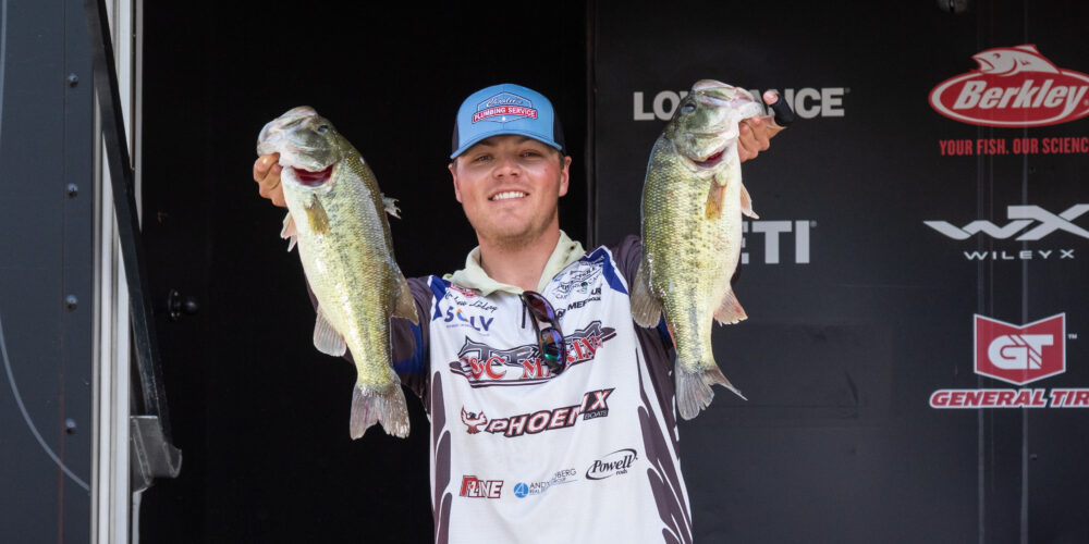 Image for Loberg Building Steam, Leads Top 10 into Final Round on Pickwick