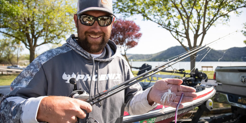 Tournament Bass Fishing Clear Lake - Major League Fishing Toyota