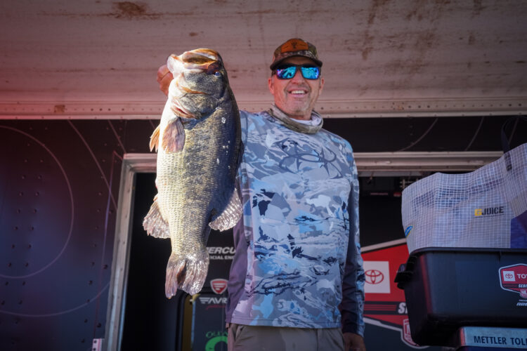 Image for GALLERY: Whoppers at Weigh-in at the Cal Delta