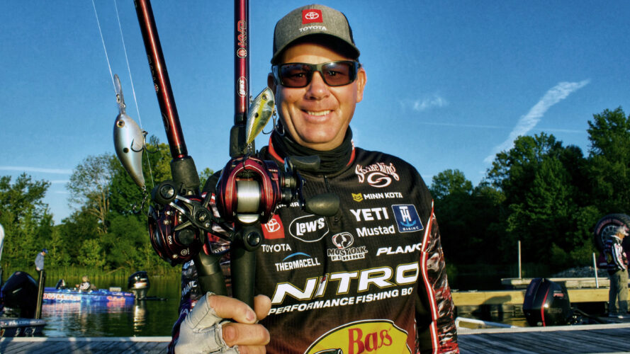 Kevin VanDam Weighs In On Watts Barr Lake - Major League Fishing