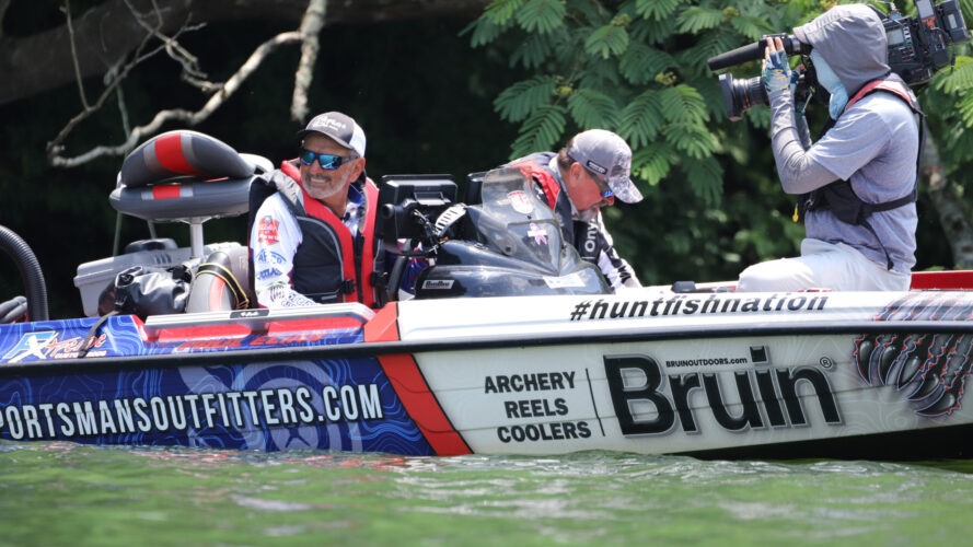 Image for GALLERY: Elias Makes the Cut After Late Move on Watts Bar
