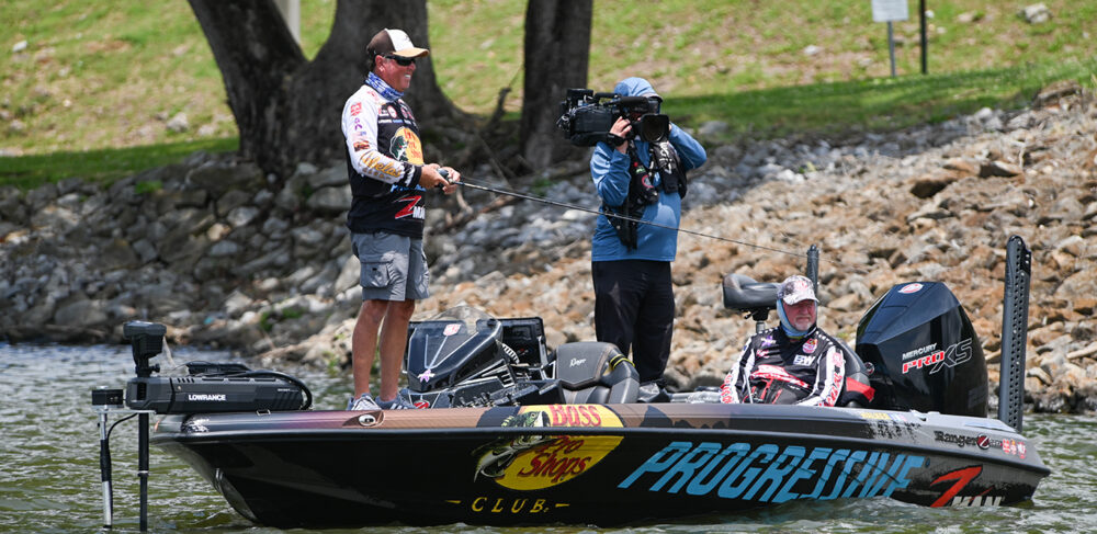 Image for Walker Weathers the Storm on Watts Bar, Advances Straight To Stage Five Championship