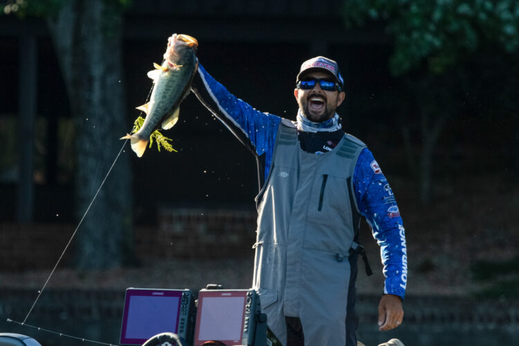 Image for GALLERY: Quality Catches Early on Championship Sunday at the James River