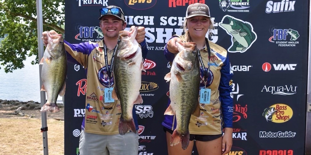 Image for Clepper and Ford Command Crushing Lead on First Day of High School National Championship