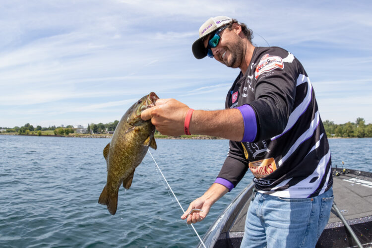 Kurt Mitchell Wins Knockout Round at MLF Tackle Warehouse Pro Circuit TITLE  Presented by Mercury on the St. Lawrence River