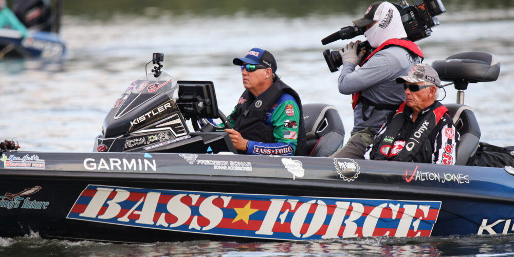 Image for Alton Jones Zeroes in on Suspended Bass, Schoolers for Success in Fall Transition