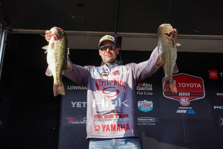 Image for Castledine’s 21-3 leads pros on Day 1 at Toyota Series Championship on Guntersville