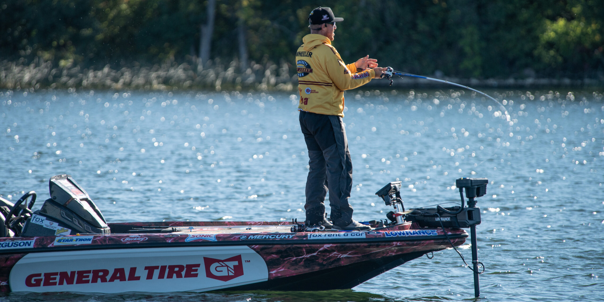 TEAM SERIES: Team Fox Rent A Car wins Match 1 by 35-pound margin - Major  League Fishing