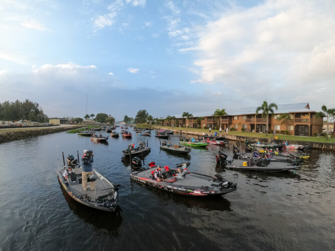 Image for MLF Tackle Warehouse Invitationals set to kick off 2023 Season Opener with Power-Pole Stop 1 on Lake Okeechobee Presented by Phoenix Boats