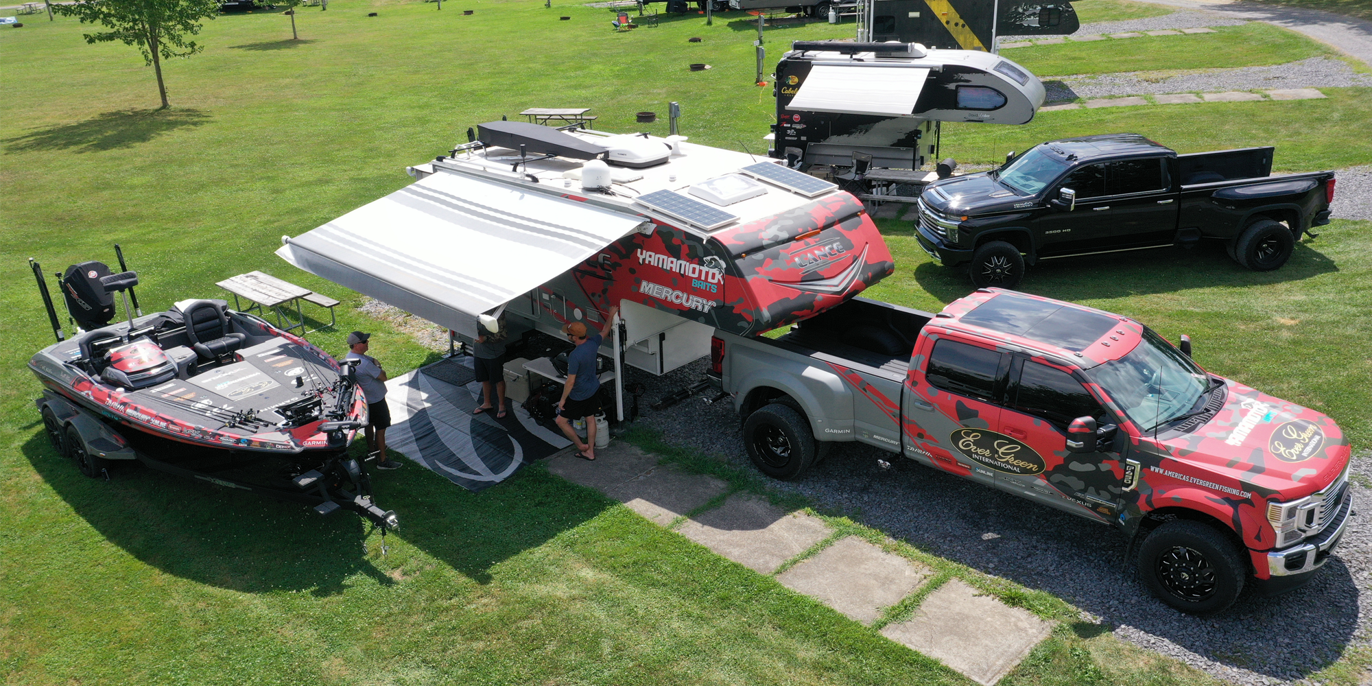 Let's take a tour of MLF pro Brett Hite's home away from home truck-camper  setup - Major League Fishing