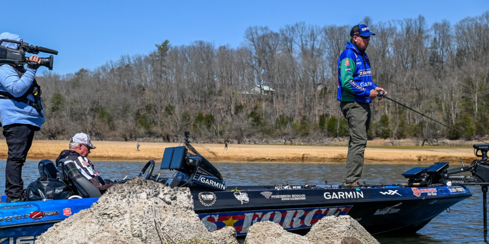 Image for Jones’ morning bite propels him to Bass Pro Tour Stage Two Knockout Round