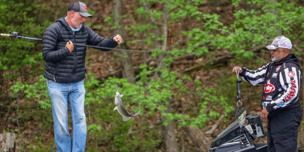 Image for GALLERY: Anglers on a flurry at Lake Murray