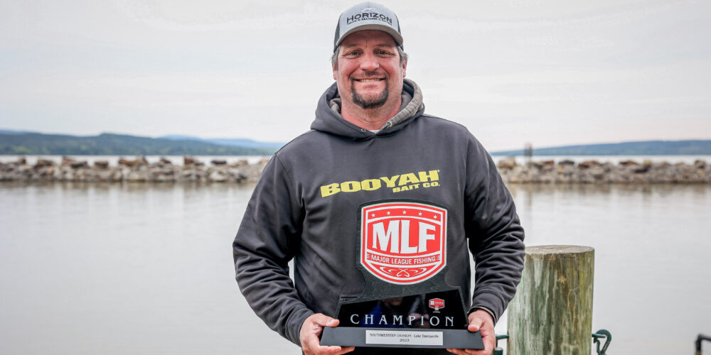 Image for King earns his crown at Lake Dardanelle