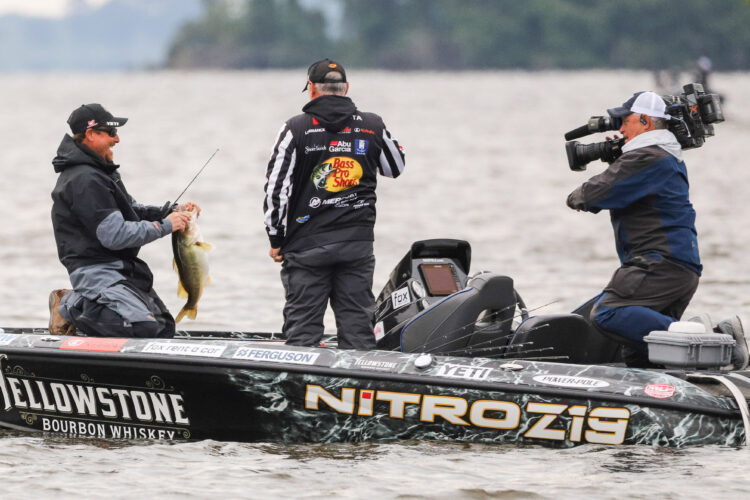 Image for Thrift earns trip to Heavy Hitters Championship Round, Ebare tops one 9-pounder with another for $25K