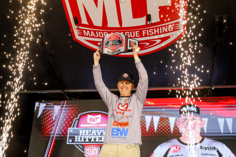 GALLERY: Jones continues family tradition of Heavy Hitters domination - Major  League Fishing