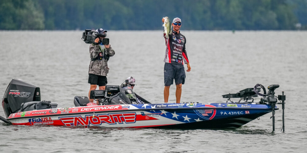 Image for Becker wins Group B Qualifying Round at Bass Pro Tour Toro Stage Four on Lake Guntersville Presented by Bass Cats